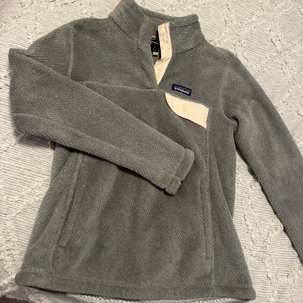 Patagonia pullover fleece jacket